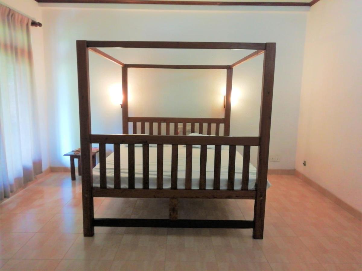קלוטארה Candle House מראה חיצוני תמונה